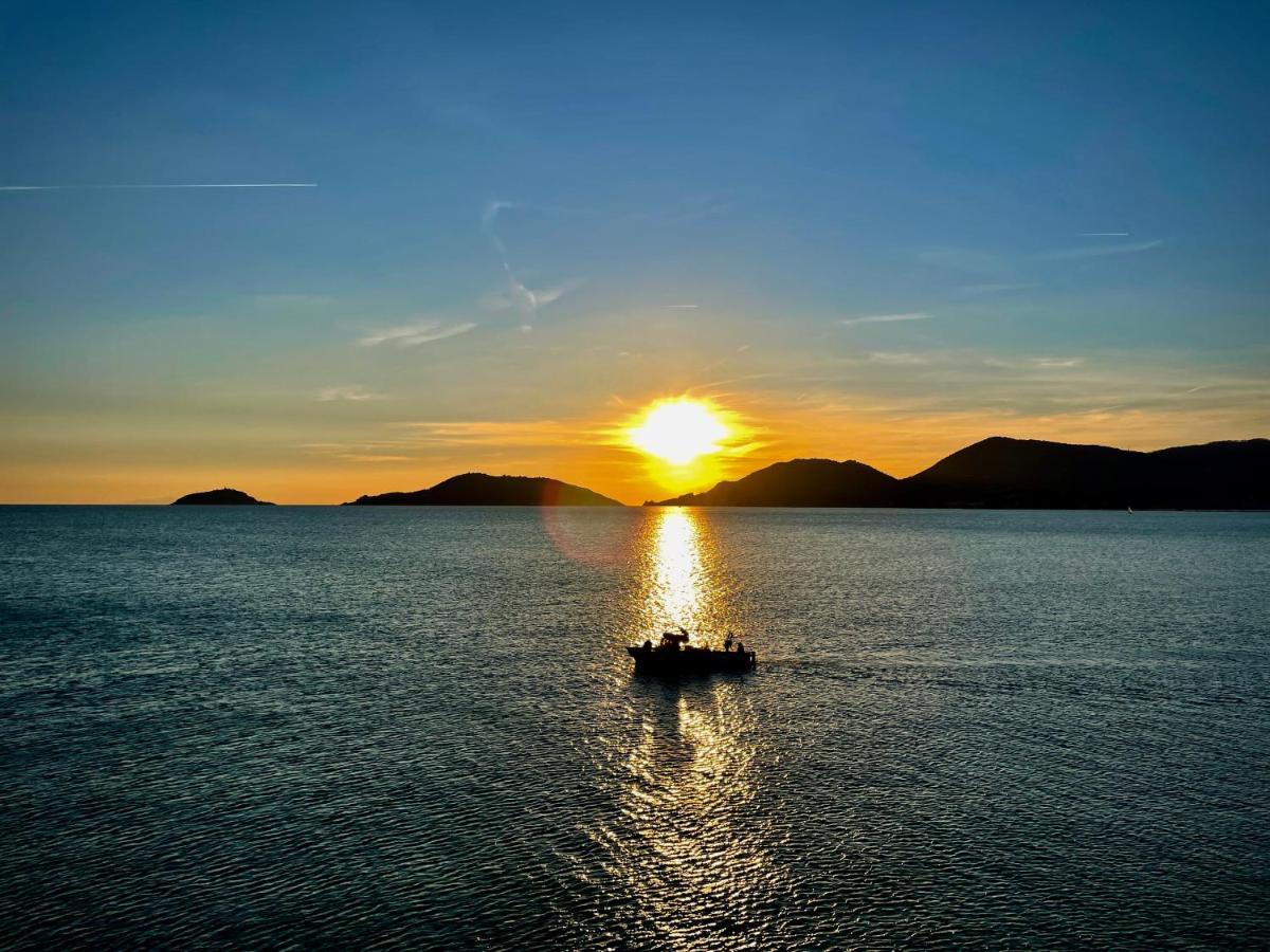 Il Sogno Dei Poeti Apartamento Lerici Exterior foto